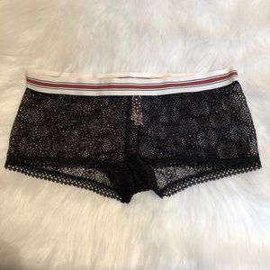Victoria’s Secret Lacey Black Sexy Panty NEW